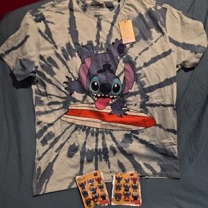 Disney Stitch (Adult) XL Tee And 2 Disney Stitch Mystery Bag Clips